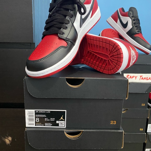 Jordan 1 Low Bred Toe (sizes 8,8.5,9,9.5,10,10.5) - Picture 4 of 4